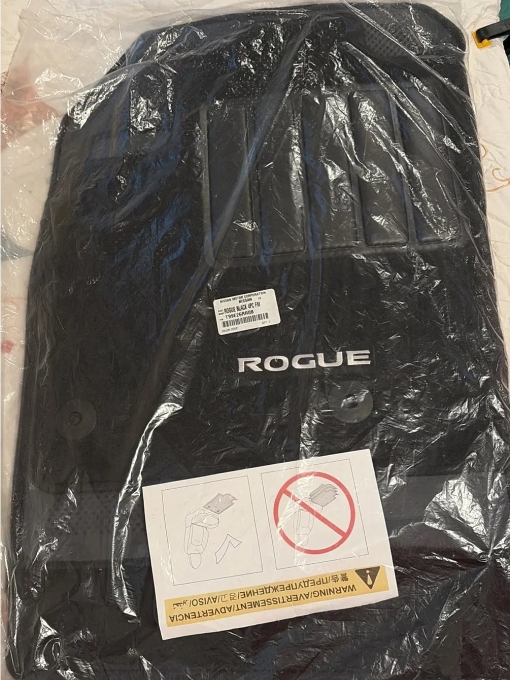 Genuine Nissan Rogue Carpet Floor Mats Black 4pc Set OEM T99E2-6RR0B 2023-2026